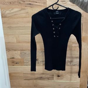 Cross over knit long sleeve